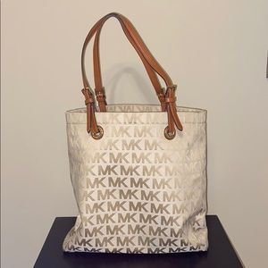 Michael Kors Tote